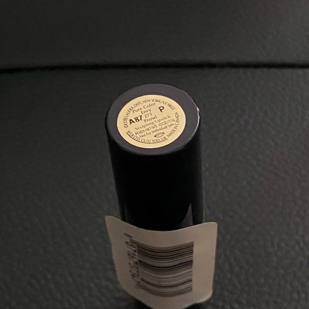 New Estée Lauder Pure Color Envy Sculpturing Lipstick in shade 271 Prowl